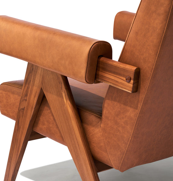 Débora Lounge Chair - Walnut & Caramel Leather - GFURN