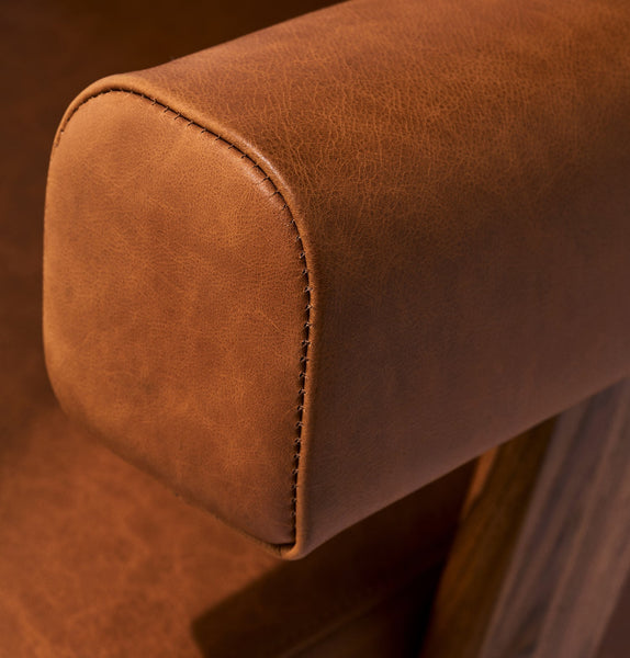 Débora Lounge Chair - Walnut & Caramel Leather - GFURN