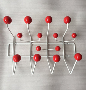 The Mid-Century Wall Coat Hanger - Red - GFURN