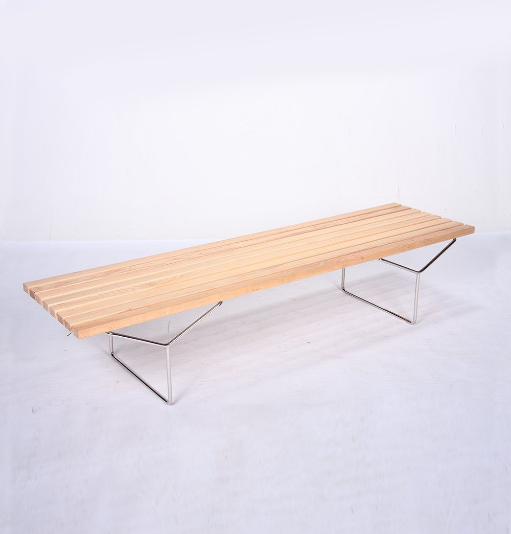 Milanie Bench - GFURN