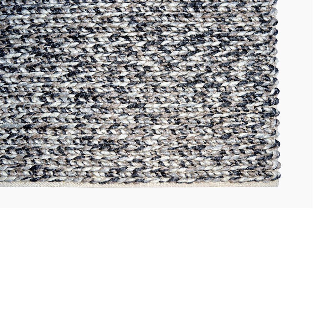 Ojas - Handmade Wool Braided Rug - GFURN
